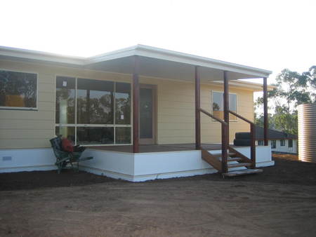 RB2 house 002.jpg